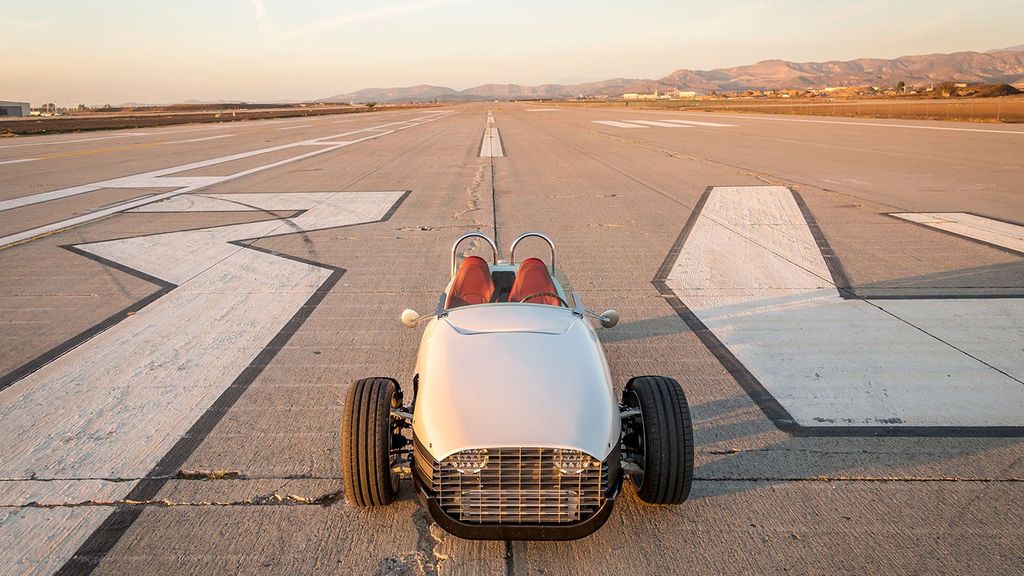 Ra mắt xe ba bánh giá rẻ Venice Roadster