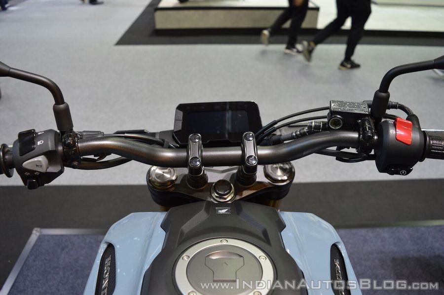 Honda CB150R ExMotion bản có ABS ra mắt tại Thái Lan với giá 76 triệu VNĐ