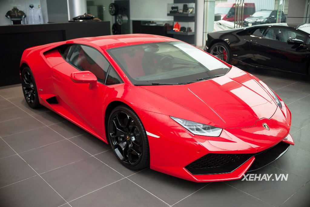 Khám phá Lamborghini Huracan LP610-4 màu đỏ đầu tiên tại Việt Nam