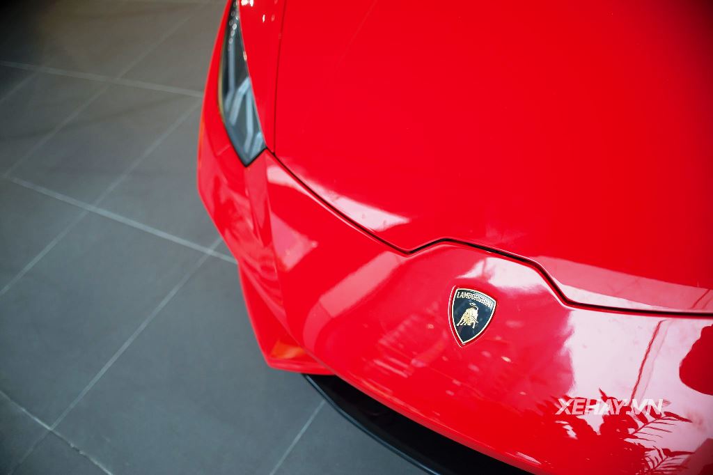 Khám phá Lamborghini Huracan LP610-4 màu đỏ đầu tiên tại Việt Nam