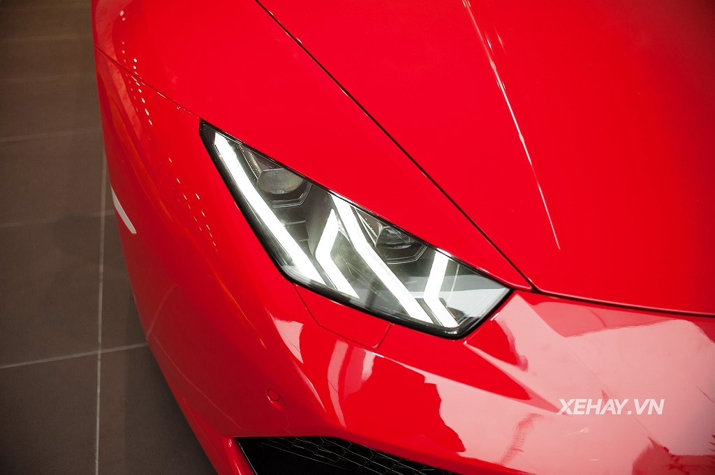 Khám phá Lamborghini Huracan LP610-4 màu đỏ đầu tiên tại Việt Nam