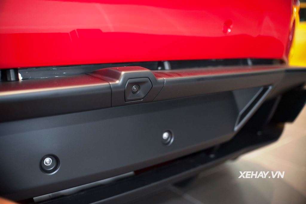 Khám phá Lamborghini Huracan LP610-4 màu đỏ đầu tiên tại Việt Nam