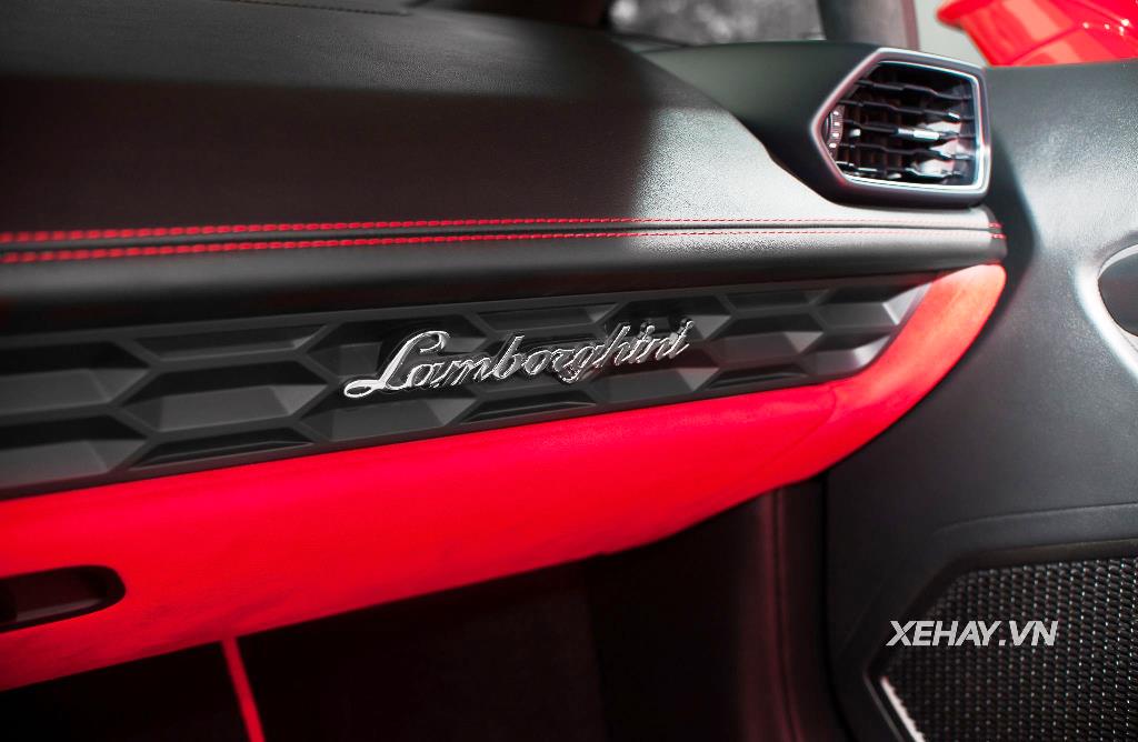 Khám phá Lamborghini Huracan LP610-4 màu đỏ đầu tiên tại Việt Nam