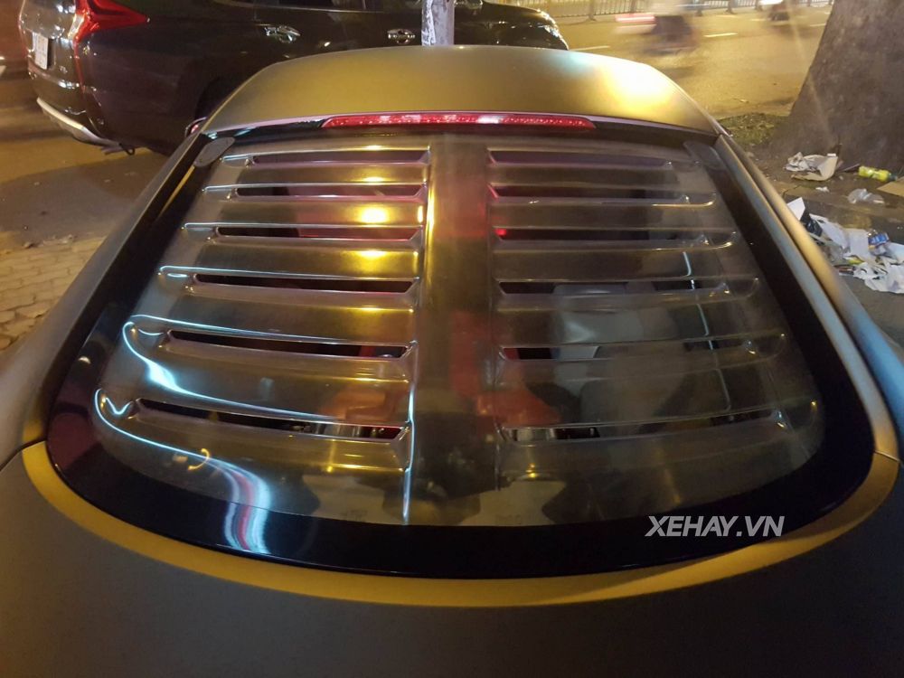 Bắt gặp Audi R8 V8 độ tăng áp độc nhất Việt Nam xuống phố trong đêm
