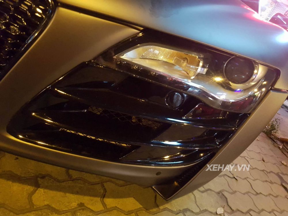 Bắt gặp Audi R8 V8 độ tăng áp độc nhất Việt Nam xuống phố trong đêm