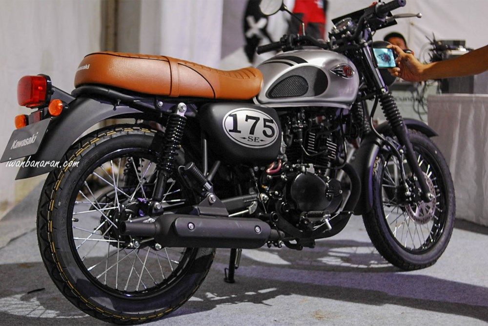 Kawasaki W175 sẽ có mặt tại Việt Nam vào tháng 1/2018, giá từ 66 triệu đồng