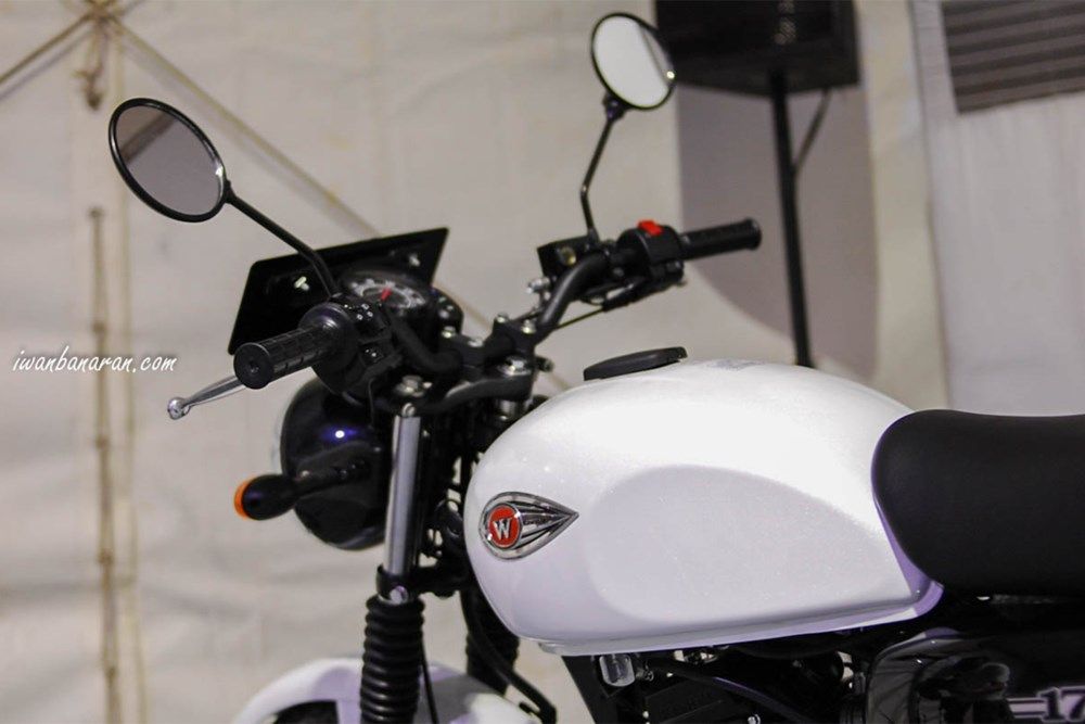 Kawasaki W175 sẽ có mặt tại Việt Nam vào tháng 1/2018, giá từ 66 triệu đồng