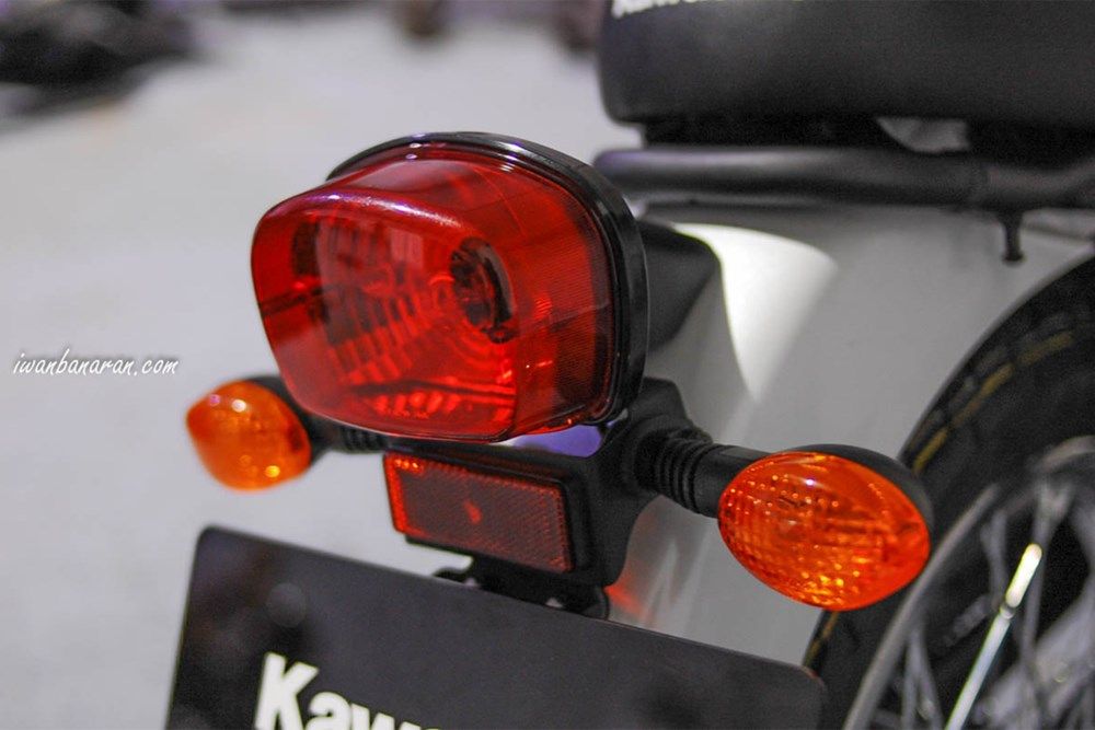 Kawasaki W175 sẽ có mặt tại Việt Nam vào tháng 1/2018, giá từ 66 triệu đồng