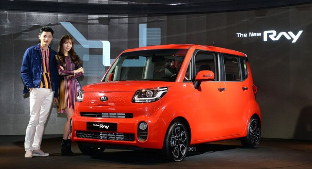 Xe gia đình Kia Ray 2018 trình làng, giá từ 253 triệu VNĐ