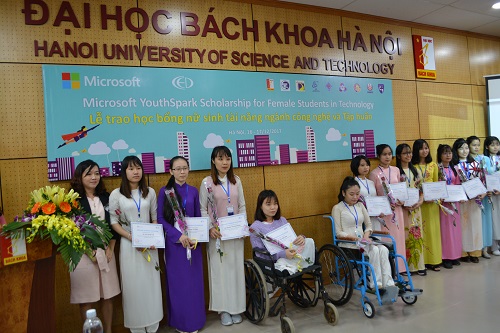 80 sinh viên nhận học bổng Microsoft YouthSpark