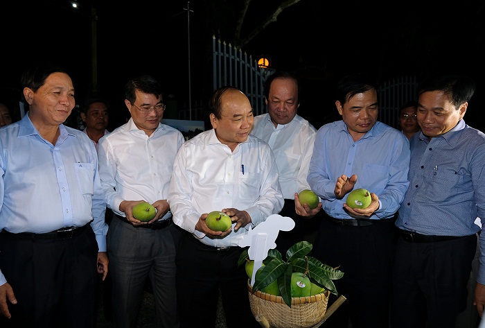 Thủ tướng thăm mô hình Hội quán của nông dân Đồng Tháp