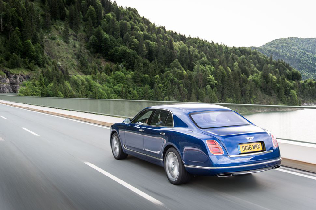 Những điều đặc biệt làm nên thương hiệu Bentley