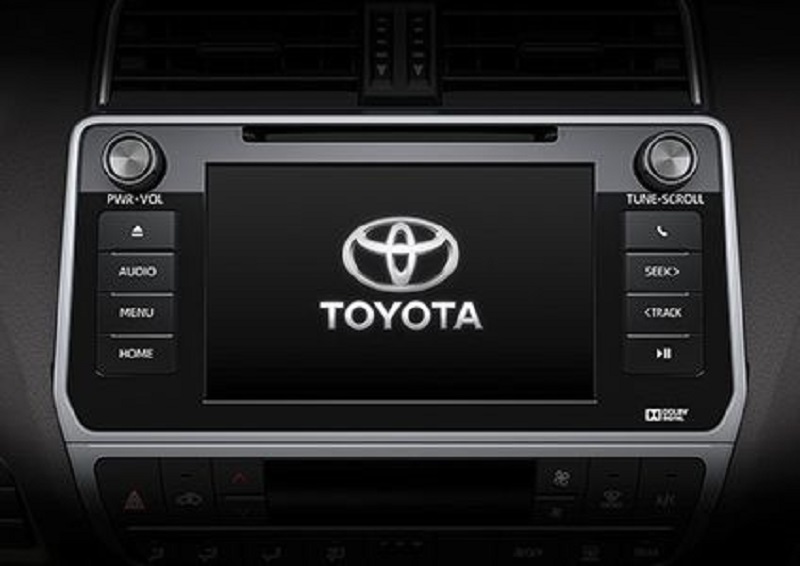 Toyota Land Cruiser Prado 2017 chào khách hàng Việt với giá 2,3 tỷ đồng