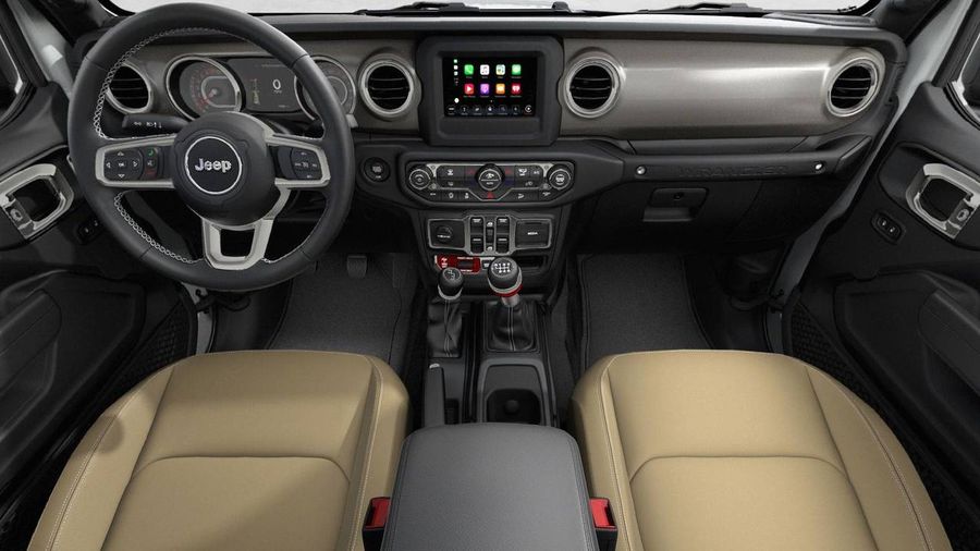 Chiếc Jeep Wrangler JL 2018 đắt nhất có giá 1,3 tỷ VNĐ