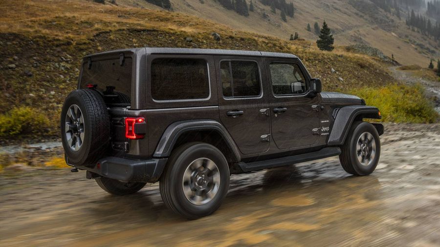 Chiếc Jeep Wrangler JL 2018 đắt nhất có giá 1,3 tỷ VNĐ