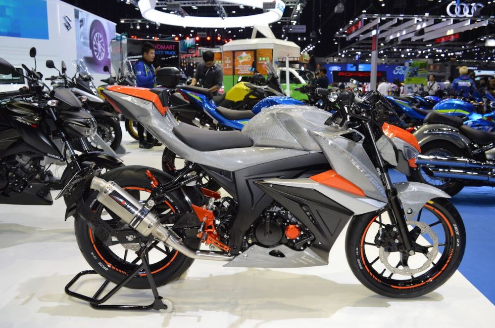 Chiêm ngưỡng Suzuki GSX-S150 độ bodykit carbon độc đáo