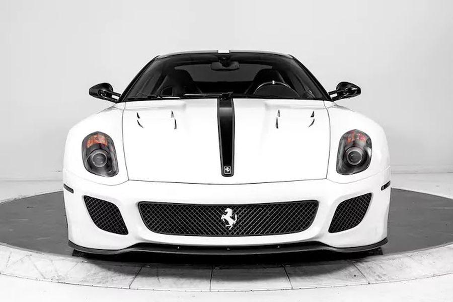 Ferrari 599 GTO hàng hiếm với nhiều thành phần khí động học trị giá 17 tỷ VNĐ
