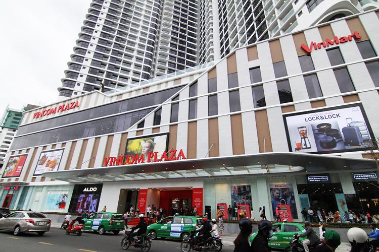 Gần 70.000 lượt khách đến Vincom Plaza Lê Thánh Tôn, Nha Trang ngày khai trương
