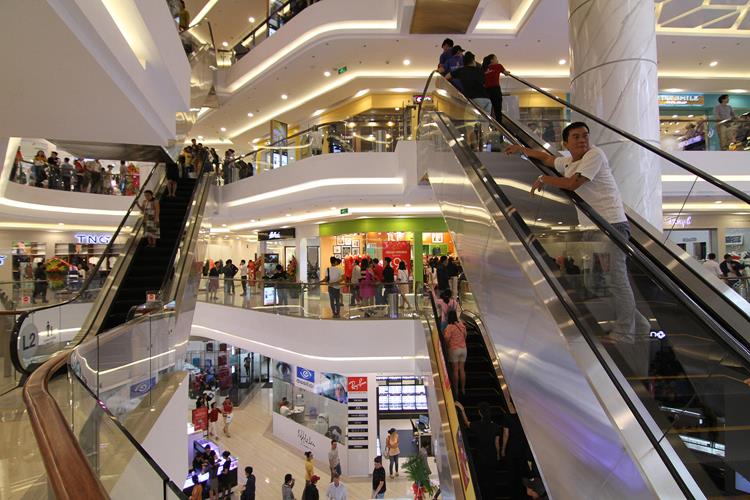 Gần 70.000 lượt khách đến Vincom Plaza Lê Thánh Tôn, Nha Trang ngày khai trương