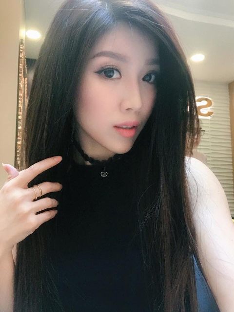 Trang Pháp với hành trình từ “hotgirl” đến ca sĩ chuyên nghiệp