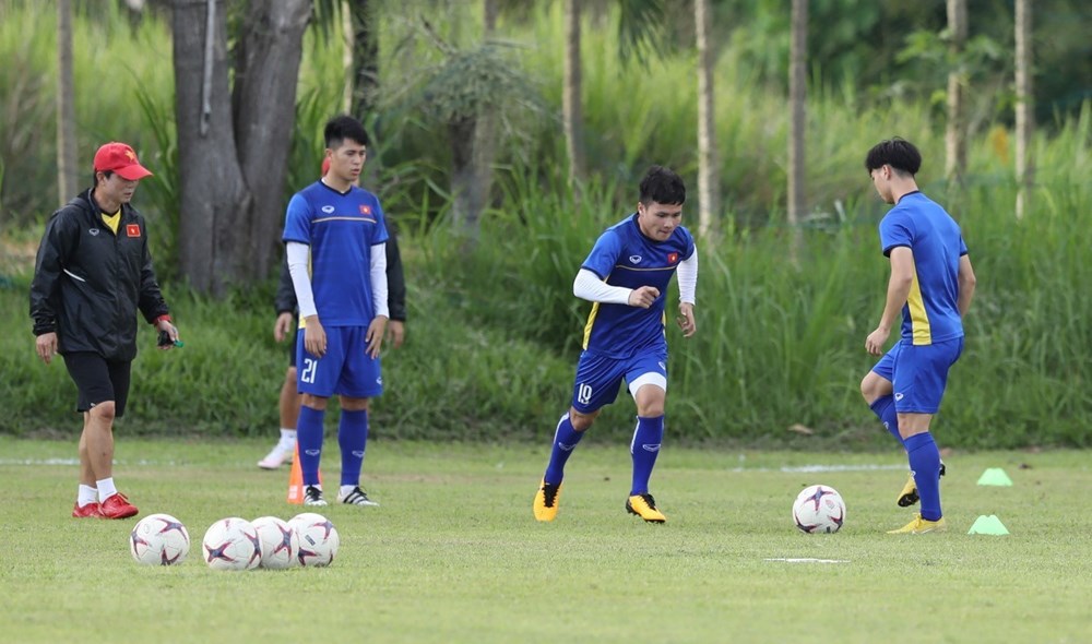 Chiều 30/11, đội tuyển Việt Nam tiếp tục có buổi tập trên sân tập North Field ở Bacolod City, trước thềm trận gặp Philippines ở bán kết lượt đi AFF Suzuki Cup 2018. (Ảnh: Hoàng Linh/TTXVN)