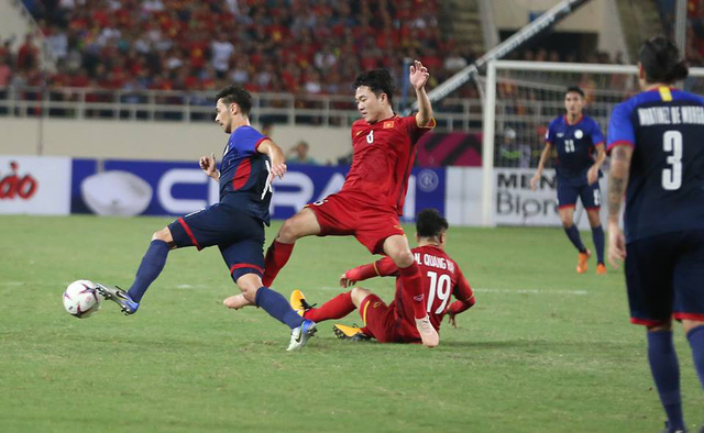 Thắng 2-1 Philippines: Việt Nam lần đầu lọt vào chung kết AFF Cup sau 10 năm
