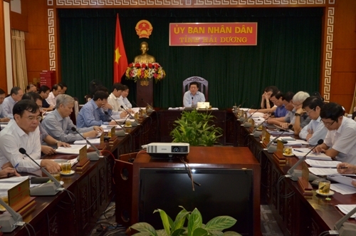 Một phiên họp thường kỳ của UBND tỉnh Hải Dương.