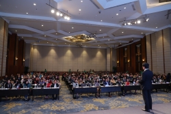 Gần 500 nhà đầu tư tụ hội tại Hội nghị "Tư duy thịnh vượng" của Manulife