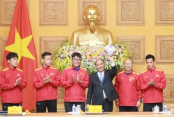 Thủ tướng gặp gỡ, biểu dương đội tuyển bóng đá Việt Nam