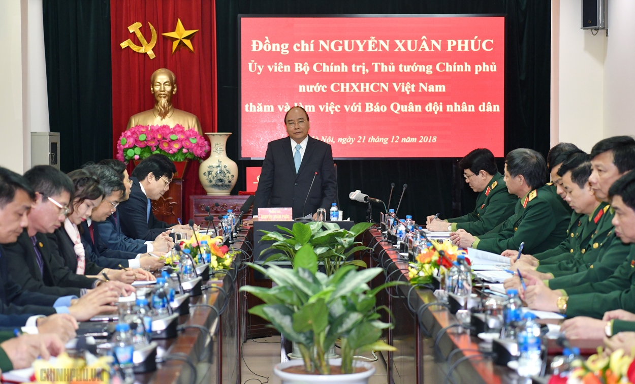 Thủ tướng Nguyễn Xuân Phúc phát biểu tại buổi làm việc.