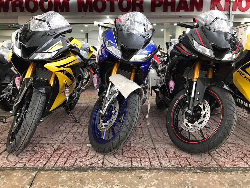 Yahama R15 tại Việt Nam cũng mới được giảm giá bán, mức giá hiện tại khá hấp dẫn chỉ chưa tới 80 triệu đồng