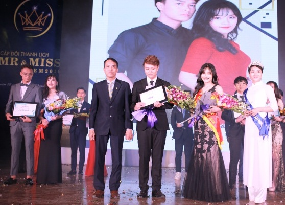 Cặp đôi Vũ Hữu Đức – Phạm Quỳnh Anh đạt danh hiệu cao nhất “Mr&amp; Miss CEM2018”