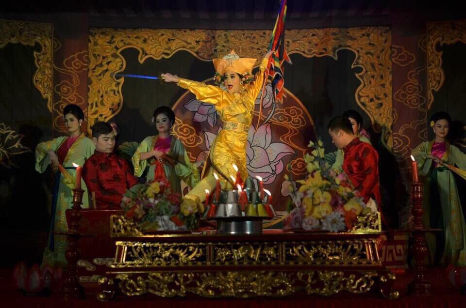 Một tiết mục do các nghệ sĩ Nhà hát Chèo Nam Định biểu diễn