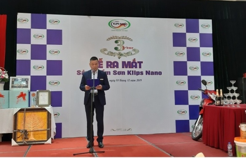 Ông Nguyễn Thế Thốn - Chủ tịch HĐQT kiêm Tổng Giám đốc Công ty Cổ phần tập đoàn Sơn Klips NaNo, phát biểu tại Lễ ra mắt sản phẩm mới
