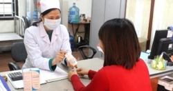Mỗi năm Việt Nam có trên 10.000 người nhiễm HIV được điều trị ARV