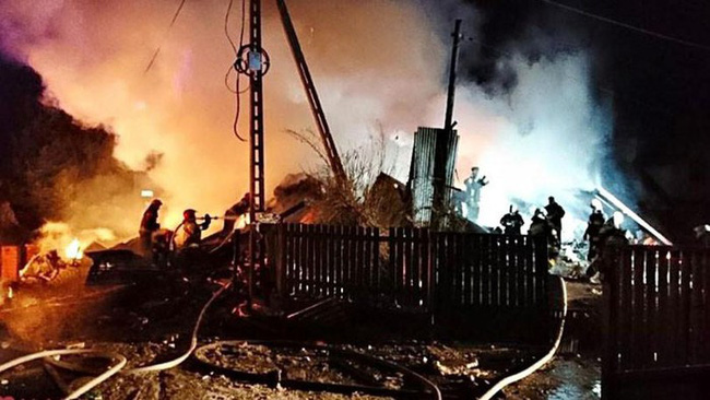 Sập toà nhà 3 tầng trong vụ nổ khí gas tại Ba Lan