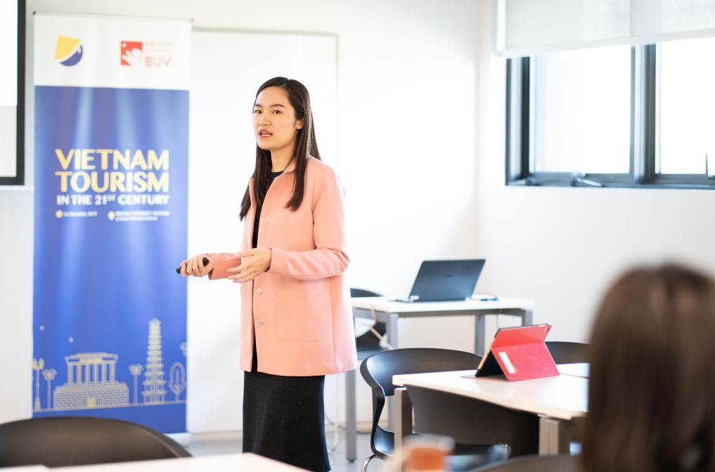 Nhiều chủ đề “nóng” được thảo luận tại tọa đàm quốc tế về du lịch Việt Nam trong thế kỷ 21
