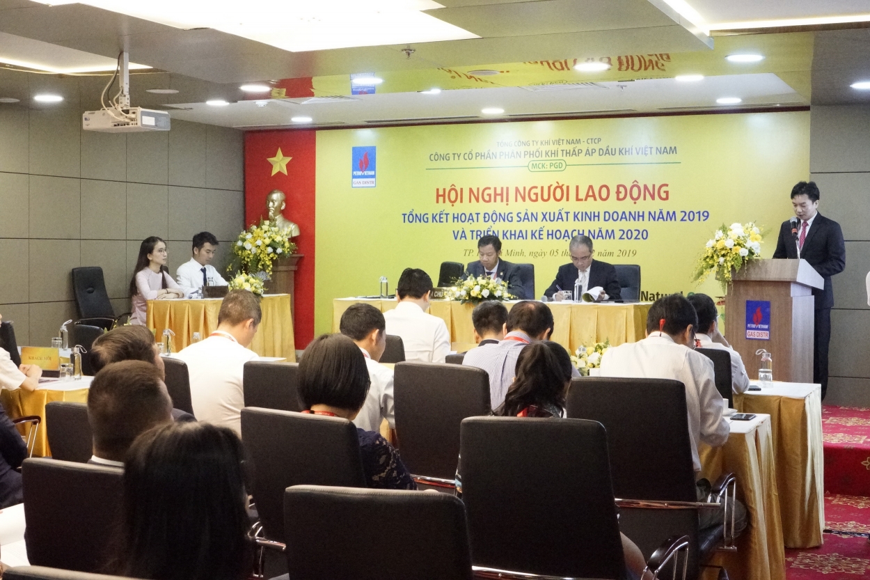 Giám đốc KTA Nguyễn Thanh Nam báo cáo kết quả KDSX năm 2019, kế hoạch 2020