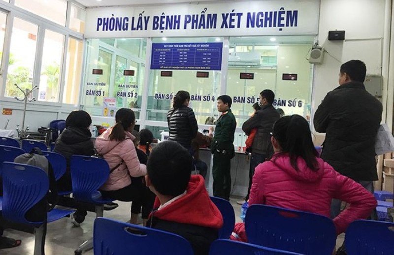 Hà Nội: Yêu cầu xử lý nghiêm vụ cắt que thử HIV, viêm gan B tại Bệnh viện Xanh Pôn