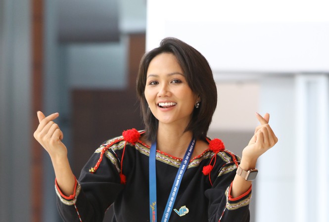 Hoa hậu H'Hen Niê được hiệp thương vào Ủy ban Trung ương Hội Liên hiệp Thanh niên Việt Nam