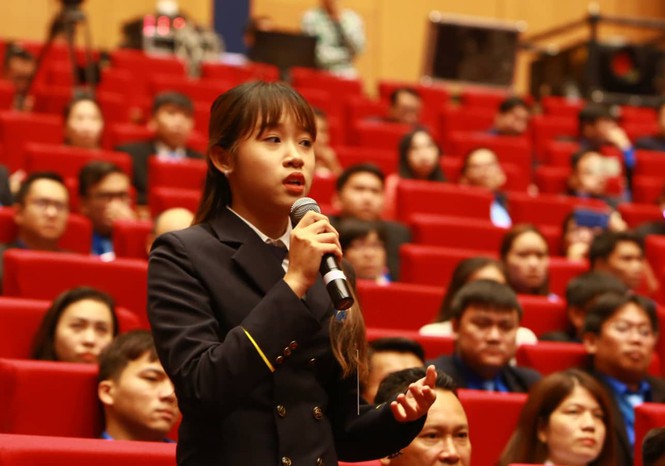 Chị Nguyễn Thị Hương Giang, Phó chủ tịch Hội Sinh viên Đại học Hàng hải Việt Nam