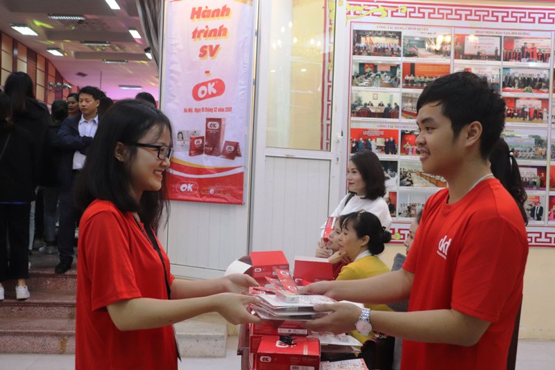 Một số hoạt động truyền thông tới các bạn sinh viên trong hành trình