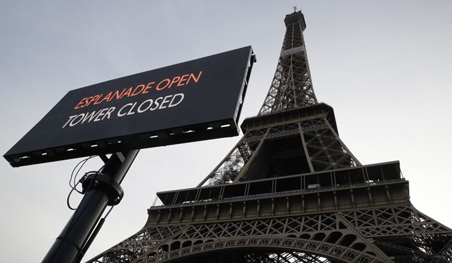 Tháp Eiffel tạm thời đóng cửa do nhân viên đình công. Ảnh: En24 News