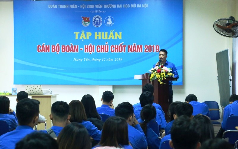 Tập huấn cán bộ Đoàn – Hội năm 2019