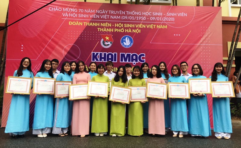 19 sinh viên trường Đại học Mở Hà Nội đạt giải thưởng “Sinh viên 5 tốt” cấp thành phố Hà Nội