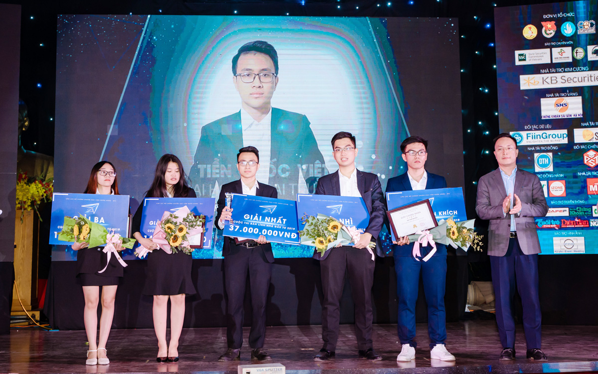 Sinh viên Đại học Ngoại thương giành ngôi quán quân cuộc thi “Bản lĩnh Nhà đầu tư 2019”