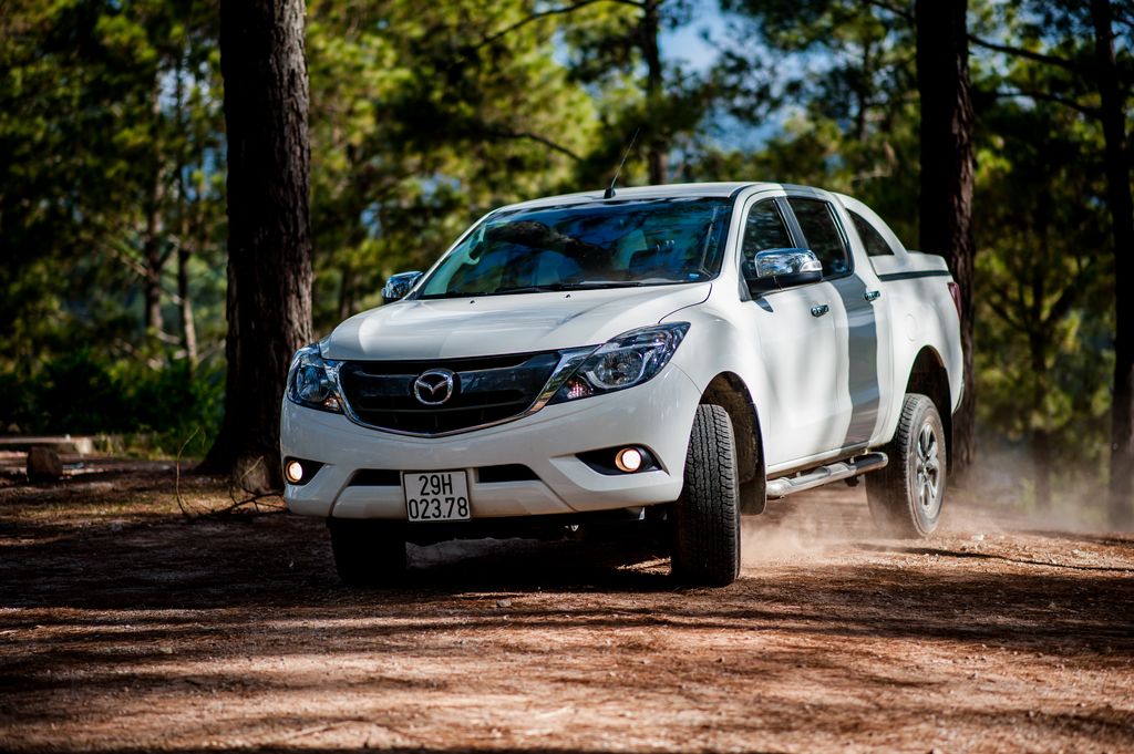 Mazda BT-50 đang bán ra tại Việt Nam được nhập khẩu nguyên chiếc từ Thái Lan