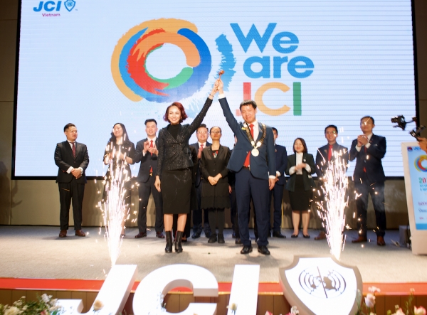 300 đại biểu dự Lễ nhậm chức và Đại hội đầu năm của JCI Việt Nam