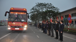 Bài 2: 1.600 vé xe miễn phí cho công nhân, lao động