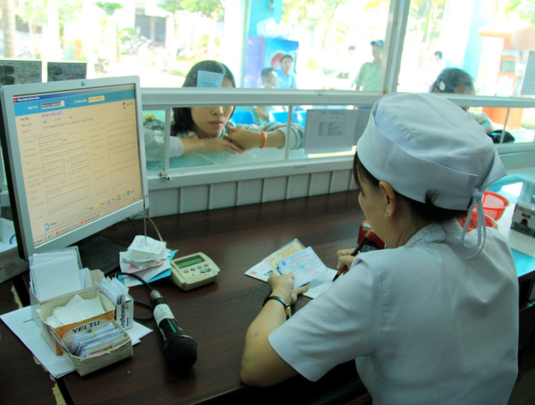Nhằm đảm bảo quyền lợi khám chữa bệnh bảo hiểm y tế của người dân, BHXH Việt Nam đang tiếp tục hoàn thiện hệ thống thông tin giám định BHYT, giám sát chi phí khám chữa bệnh BHYT